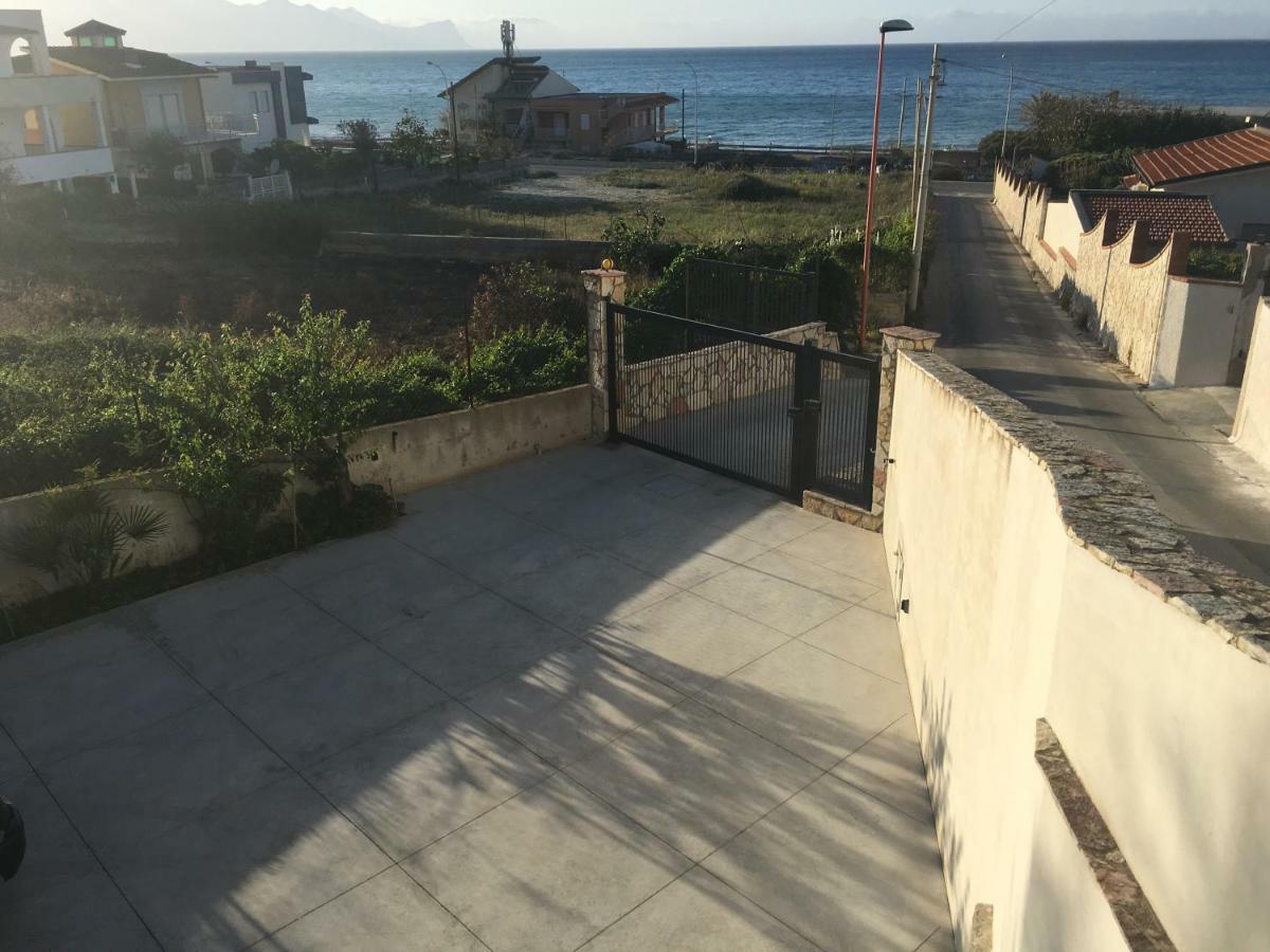 Casa Vacanza Demi Alcamo Marina Bagian luar foto